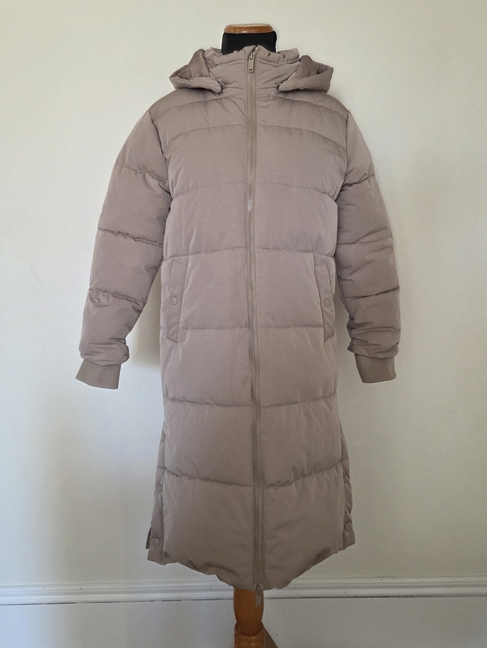 Young Long Hooded Puffer Coat in Light Taupe Size 13-14